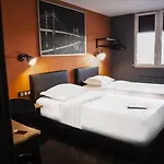 Cit'hotel B Brasserie ホテル 3*
