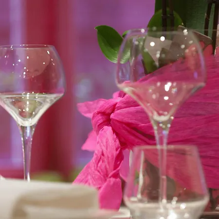 מלון Cit'hotel B Brasserie 3*