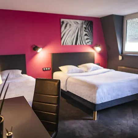 Cit'hotel B Brasserie מלון Béthune