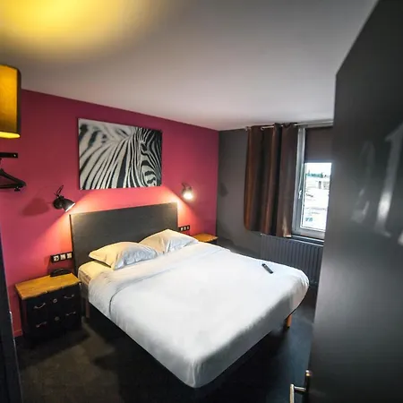 Cit'hotel B Brasserie מלון